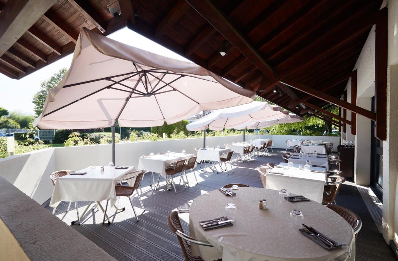 Logis Des Trois Massifs Hotel Claix  Exterior foto